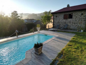 Cozy Galician Stone Farmhouse with Pool